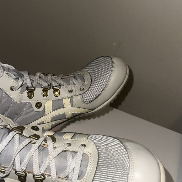 Onitsuka Tiger Women's Boots Light Powder Blue & Cream Lace Up Size 7.5 - Picture 9 of 11